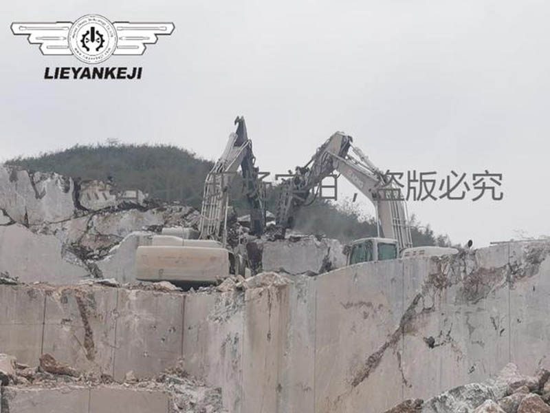 鋼筋混凝土劈裂機(jī)